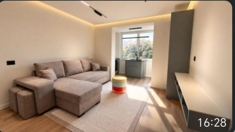 Appartamento 2+1 in vendita a Rruga Muhamet Gjollesha, Tirana, 73 m²