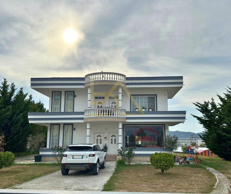 Villa in vendita a Kashari, Tirana, 280 m²