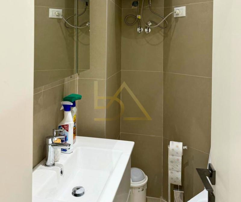 Garsoniere në shitje në Rruga Rrota e Kuqe, Durrës, 30 m². Foto 6 nga 7