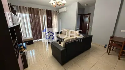 Apartament 2+1 me qera në Ish Fusha e Aviacionit, Tiranë, 102 m². Foto 6 nga 8