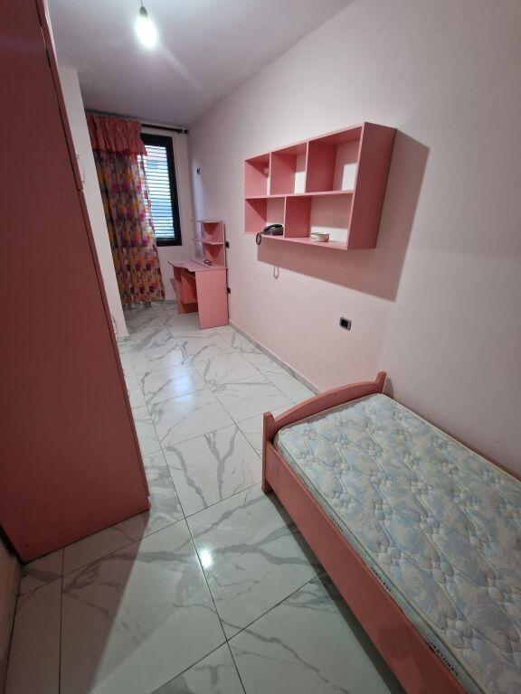 Apartament 2+1 me qera në Spitali Rajonal Durrës, Durrës, 80 m². Foto 9 nga 12