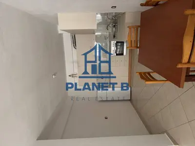 Apartament 2+1 me qera në Lagjia 28 Nentori, Vlorë, 110 m². Foto 1 nga 8