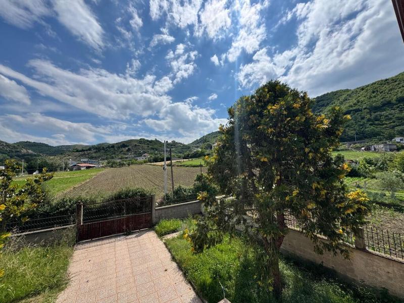 Vilë në shitje në Pezë-Helmës, Tiranë, 500 m². Foto 6 nga 6