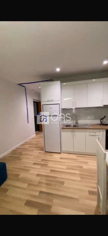 Appartamento 1+1 in affitto a Bulevardi Zogu Pare, Tirana, 60 m²