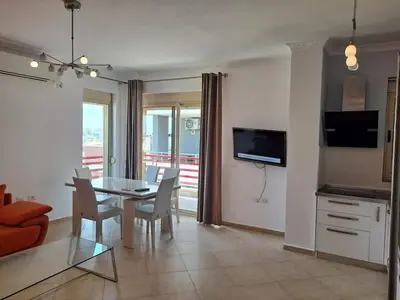 Appartamento 2+1 in vendita a Liqeni i Thatë, Tirana, 107 m². Foto 2 di 6