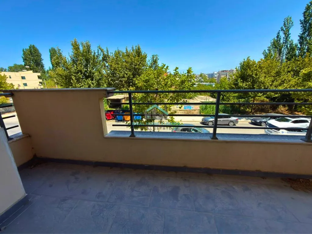 Apartament 2+1 në shitje në Plazhi i Vjetër, Vlorë, 82 m². Foto 1 nga 8
