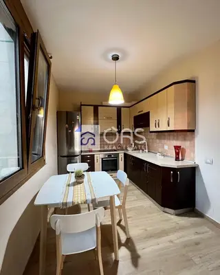 Apartament 1+1 me qera në Myslym Shyri, Tiranë, 78 m². Foto 3 nga 10