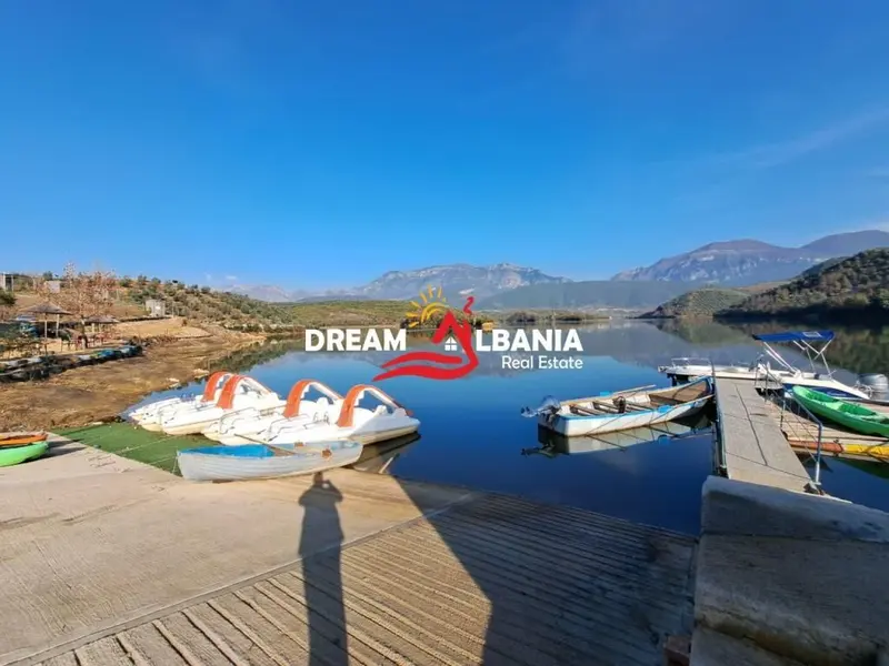 Land for sale in Liqeni Çerkezë, Kamëz, 12,600 m²