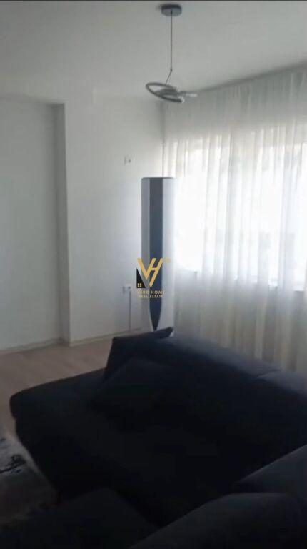 Appartamento 2+1 in vendita a Rruga Dëshmorët e Pojskës, Pogradec, 210 m²