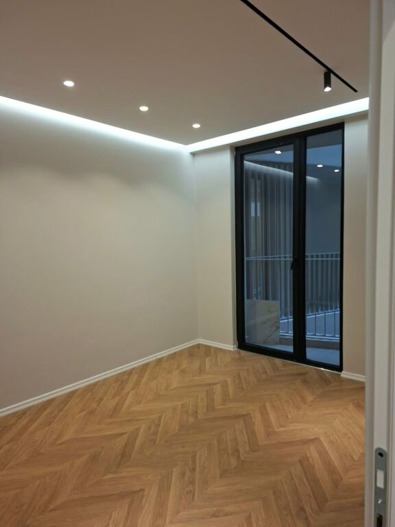 Locale commerciale in affitto a Rruga Mine Peza, Tirana, 116 m². Foto 3 di 3