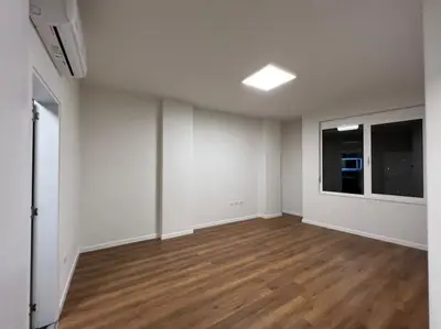 Ufficio in affitto a Rruga Jeronim de Rada, Tirana, 135 m². Foto 3 di 10