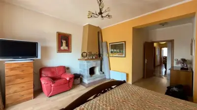 Apartament 3+1 me qera në Bulevardi Europa, Pogradec, 180 m². Foto 2 nga 11