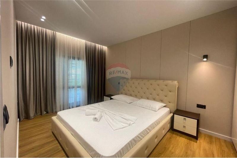 Appartamento 1+1 in affitto a Rruga Dush Strati, Valona, 75 m²