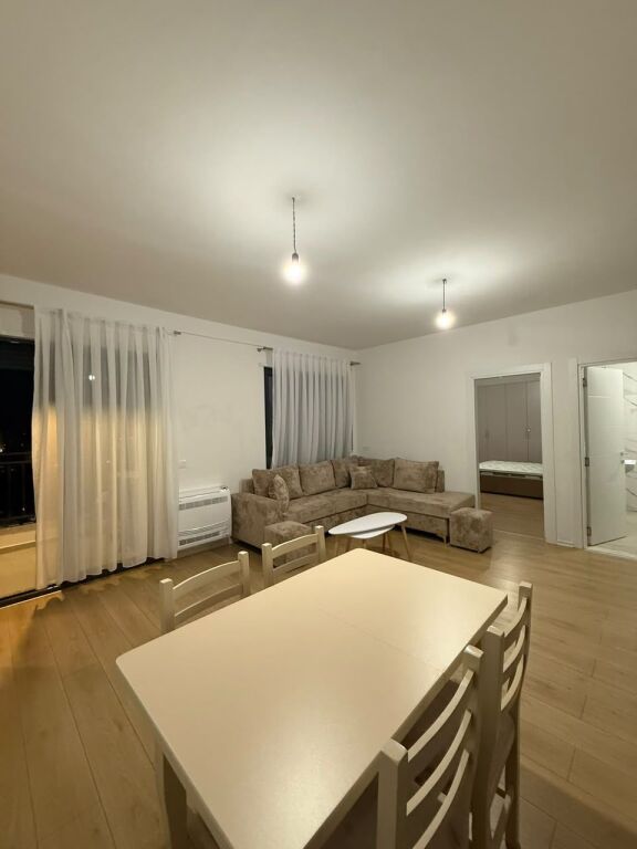Appartamento 1+1 in affitto a Don Bosko, Tirana, 66 m². Foto 1 di 3