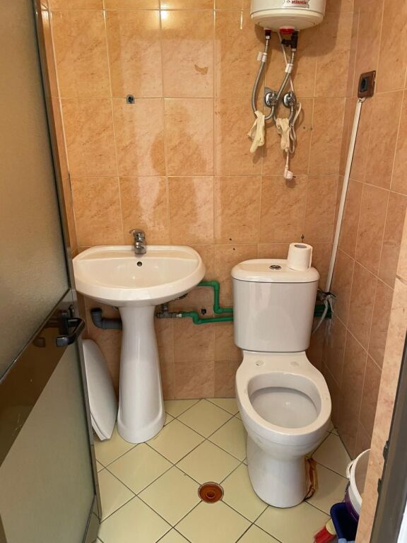 Shop for rent in Stadiumi Dinamo, Tirana, 37 m². Photo 3 of 3