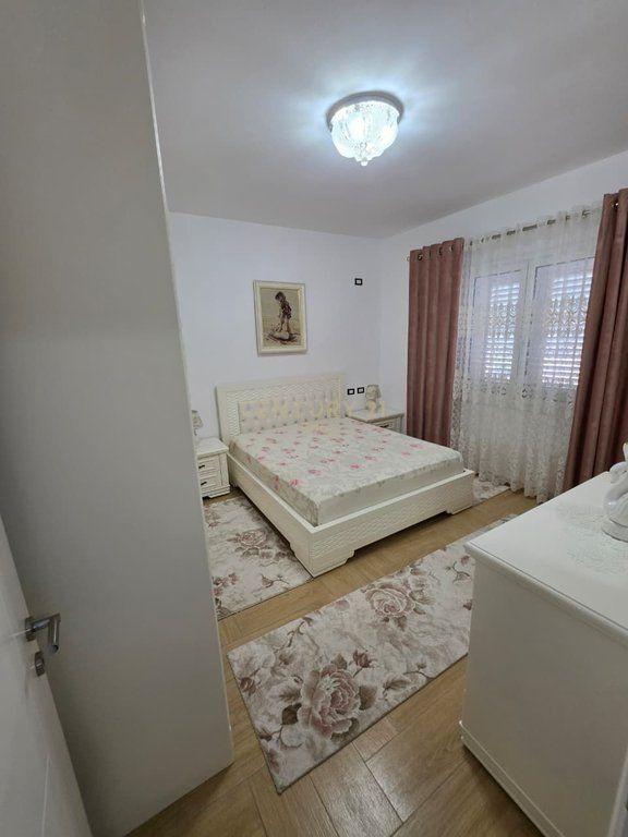 Vilë në shitje në Xhafzotaj, Durrës, 350 m²