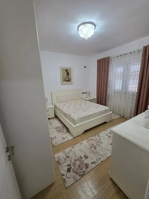 Vilë në shitje në Xhafzotaj, Durrës, 350 m²