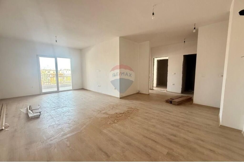 Appartamento in vendita a Laprakë, Tirana, 117 m². Foto 3 di 3