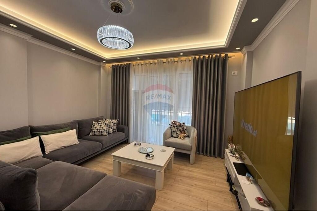 Apartament 3+1 në shitje në Kopshti Zoologjik, Tiranë, 140 m². Foto 2 nga 3