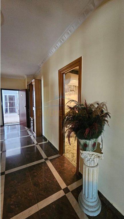 Apartament 3+1 në shitje në Stacioni i Trenit, Durrës, 138 m². Foto 7 nga 9