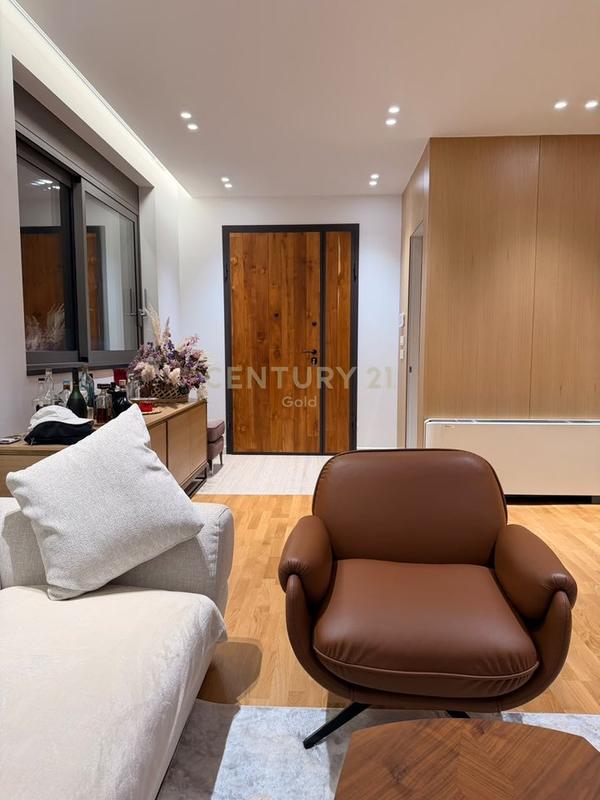 Vilë në shitje në Berzhite, Tiranë, 800 m². Foto 3 nga 12