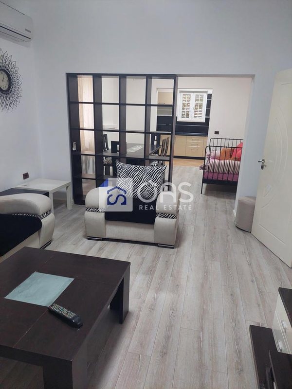 Appartamento 2+1 in affitto ad Ali Dem, Tirana, 150 m²