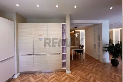 Apartament 3+1 me qera në Liqeni i Tiranës, Tiranë, 188 m². Foto 8 nga 12