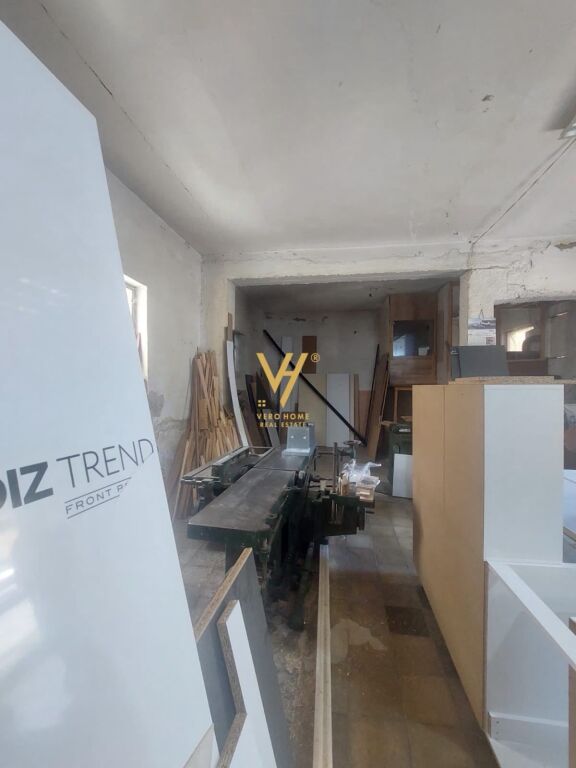 Magazinë me qera në Selitë, Tiranë, 100 m². Foto 2 nga 2