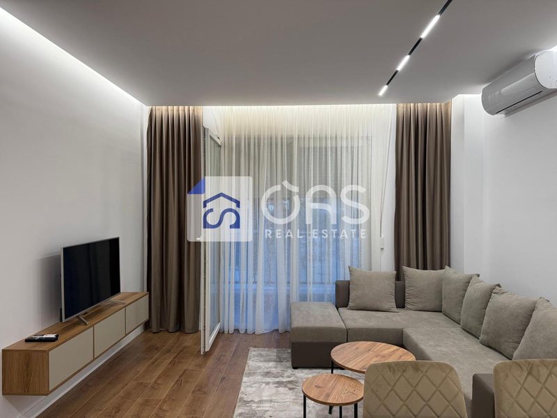 Apartament 1+1 me qera në Univers City, Tiranë, 65 m²