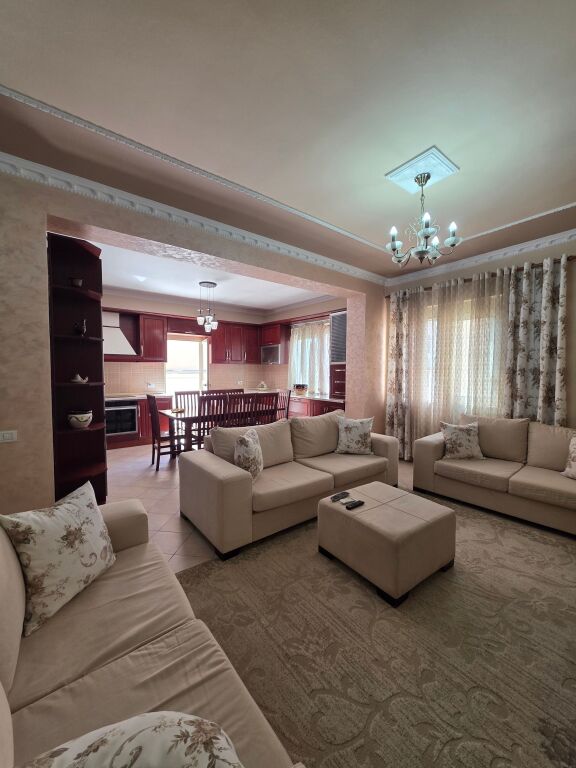 Penthouse 3+2 for rent in Astir, Tirana, 145 m². Photo 2 of 3