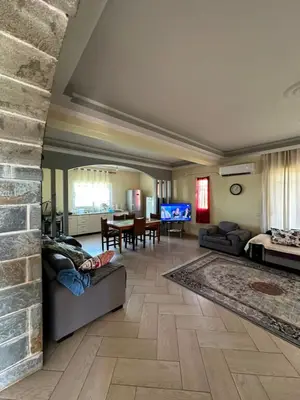 Villa in vendita ad Univers City, Vorë, 290 m². Foto 3 di 4
