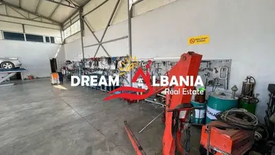Warehouse for sale in Elbasan Arena, Elbasan, 1,300 m². Photo 1 of 3