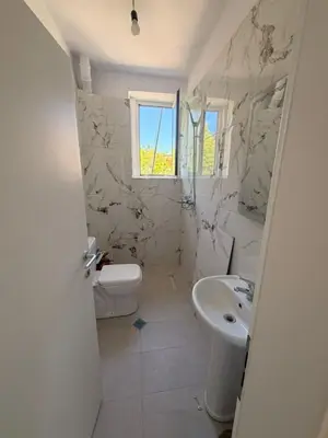 Apartment 2+1 for sale in Çezma e Ferrës, Durrës, 70 m². Photo 2 of 5