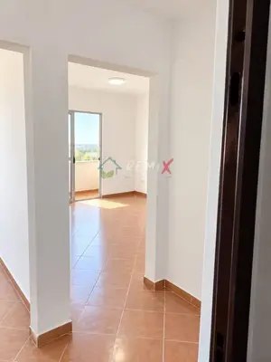 Apartament 1+1 në shitje në Rruga Rrota e Kuqe, Durrës, 58 m². Foto 2 nga 5