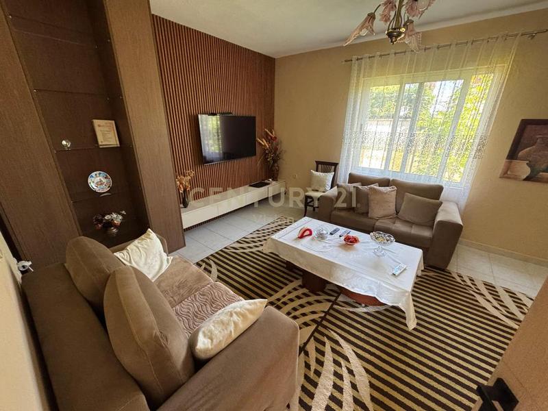 Vilë në shitje në Dobrac, Shkodër, 1 147 m². Foto 8 nga 12