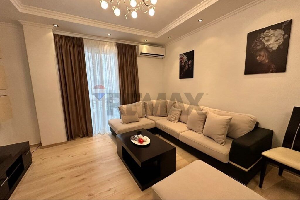 Apartment for rent in Rruga Rrapo Hekali, Tirana, 100 m². Photo 1 of 3