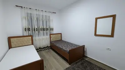 Apartament 2+1 me qera në Ujësjellës Kanalizime, Durrës, 90 m². Foto 4 nga 8