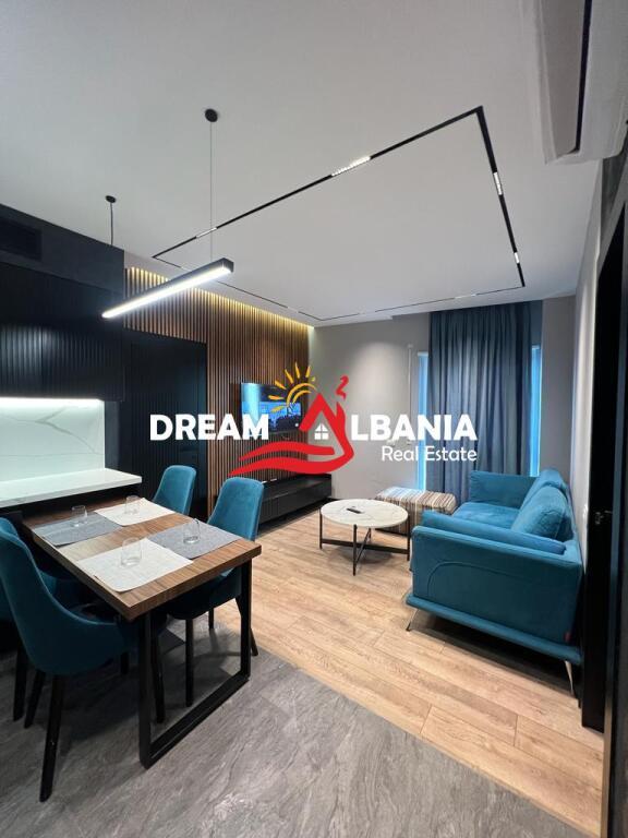 Appartamento 2+1 in affitto a në rrugën e Barrikadave afër sheshit Skëndërbeu, Tirana, 64 m²