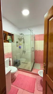 Locale in vendita a Mborje, Coriza, 2.009 m². Foto 7 di 12