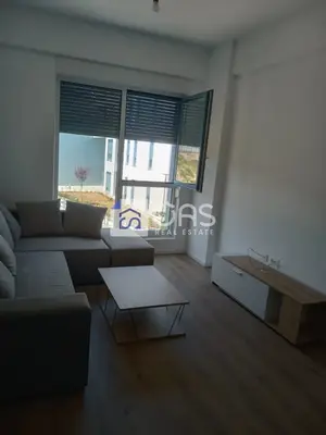 Apartament 1+1 me qera në Fresku, Tiranë, 65 m². Foto 1 nga 6