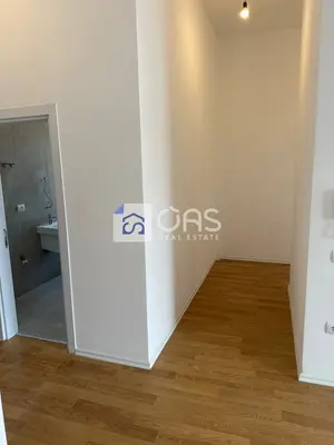 Apartament 3+1 në shitje në Rruga e Barrikadave, Tiranë, 133 m². Foto 11 nga 12