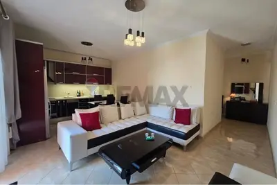 Apartament 1+1 me qera në Rruga Misto Mele, Vlorë, 110 m². Foto 2 nga 9