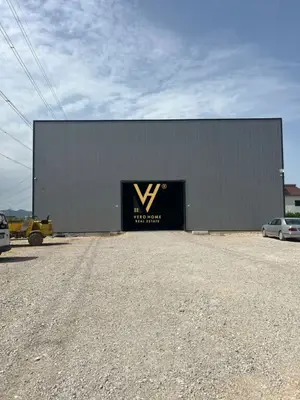 Warehouse for rent in Valias, Kamëz, 900 m². Photo 1 of 3