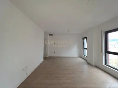 Apartament 2+1 në shitje në Komuna e Parisit, Tiranë, 106 m². Foto 3 nga 3