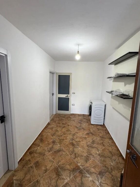 Appartamento 1+1 in affitto a Selitë, Tirana, 68 m². Foto 2 di 3