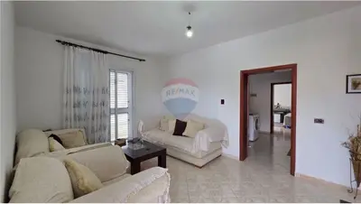 Shtëpi private në shitje në Ish Fabrika e Tullave, Vlorë, 415 m². Foto 10 nga 12