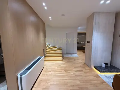 Villa in vendita a Berzhite, Tirana, 800 m². Foto 4 di 12