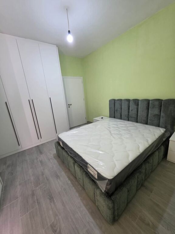 Casa indipendente 2+1 in affitto ad Astir, Tirana, 90 m². Foto 3 di 3