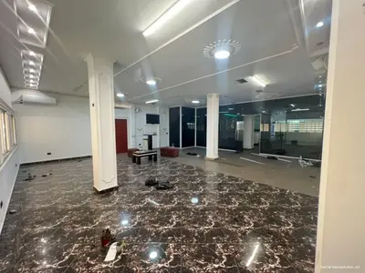 Zyrë me qera në Restorant Durrësi, Tiranë, 250 m². Foto 2 nga 9