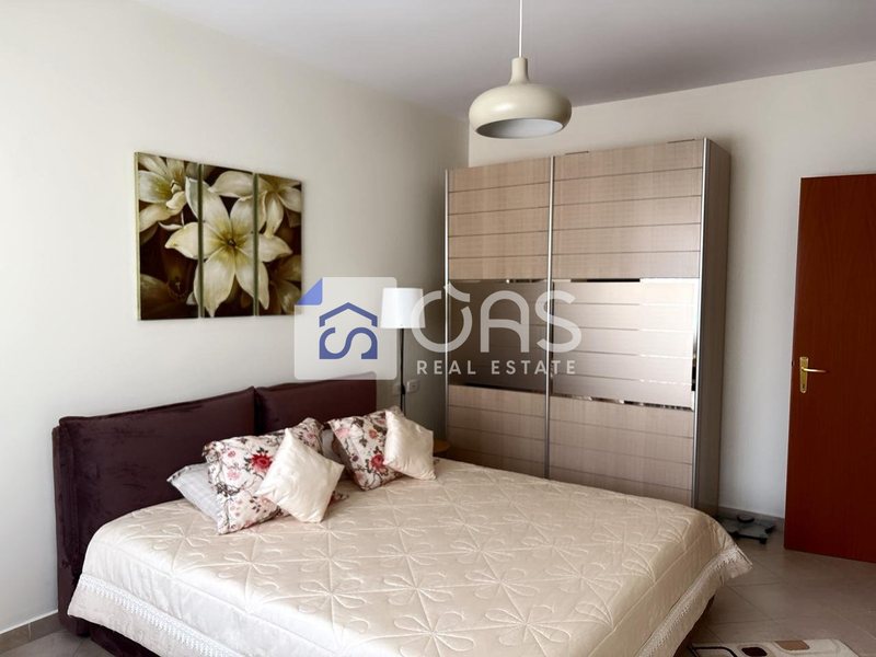 Apartament 1+1 me qera në Komuna e Parisit, Tiranë, 74 m². Foto 2 nga 4